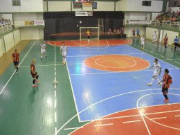 Municipal de Futsal e Vôlei